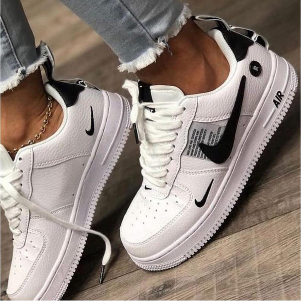 Tênis Air Force Utillity Branco Preto