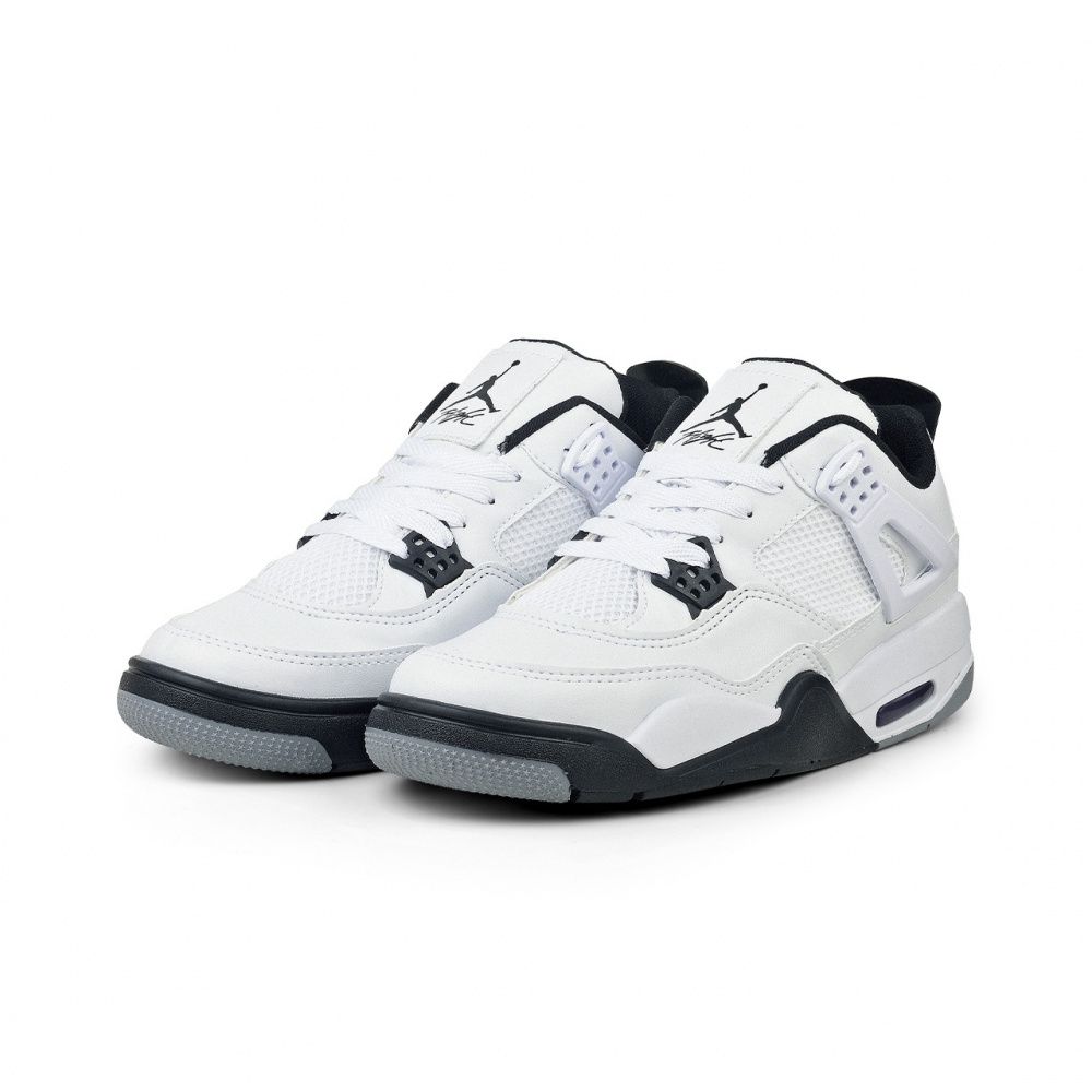 Bota Air Jordan 4 - Military Black